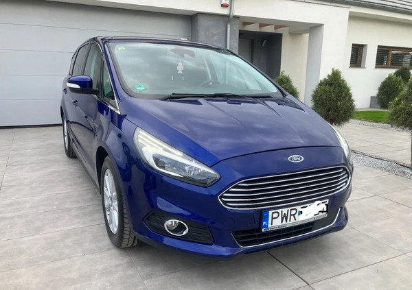 Ford S-Max cena 59500 przebieg: 196000, rok produkcji 2017 z Września małe 466
